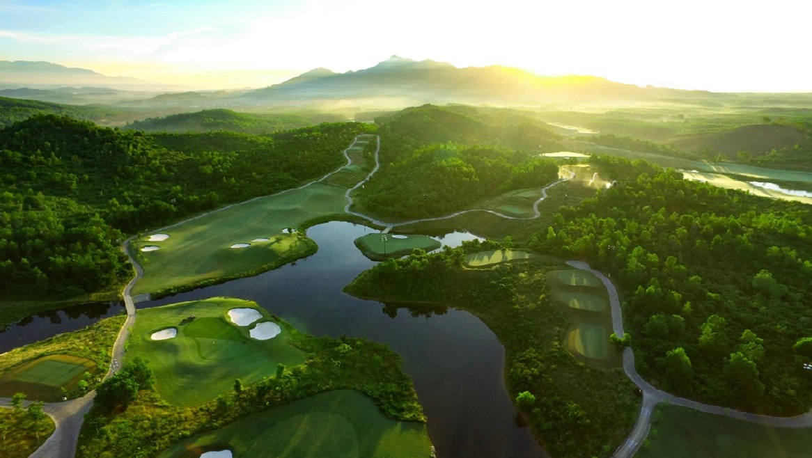 Luxury Danang Golf Getaways 4D2N2R
