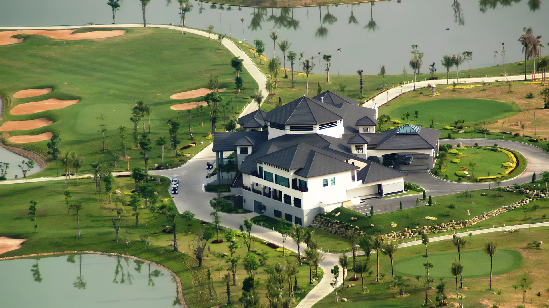 3 Nights at Sofitel Hotel Phnom Penh and 2 rounds of golf 4D3N2R