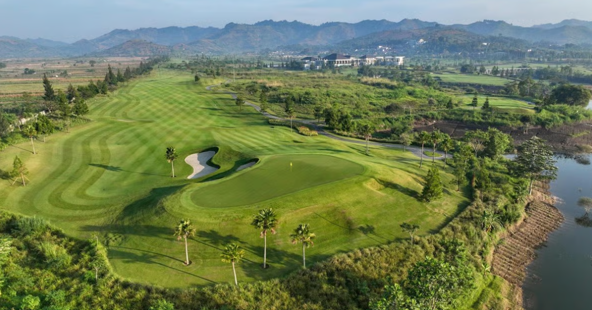 Bandung Golf Break - 3D2N2R