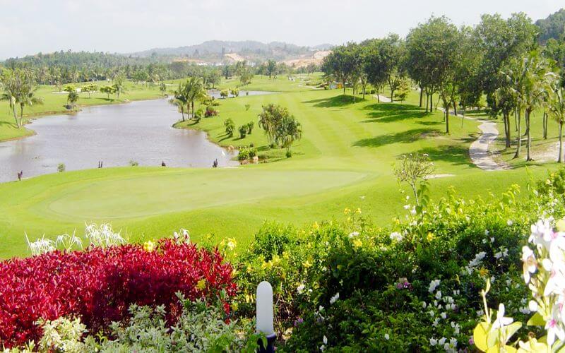 Indah Puri Golf Resort
