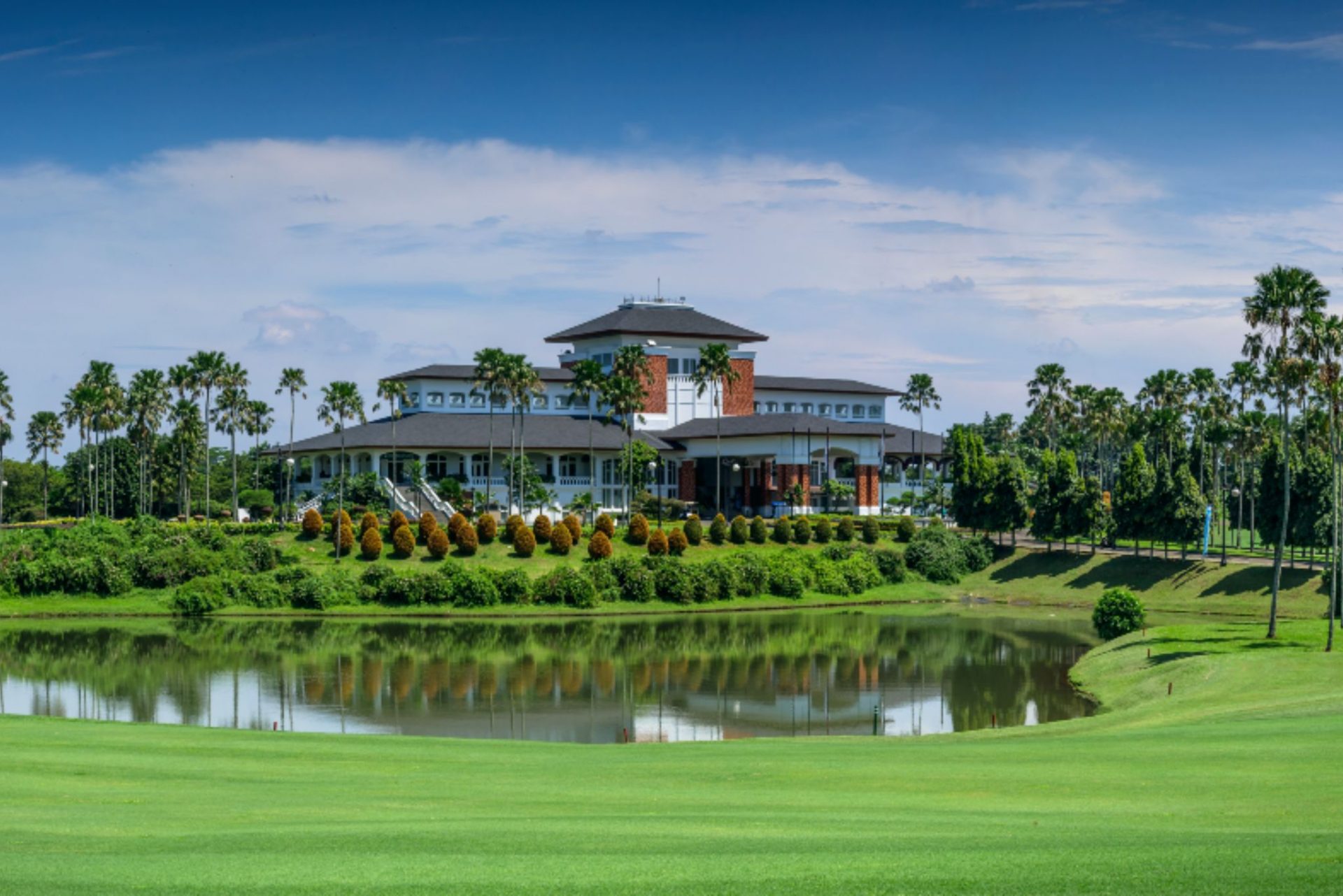Emeralda Golf Club