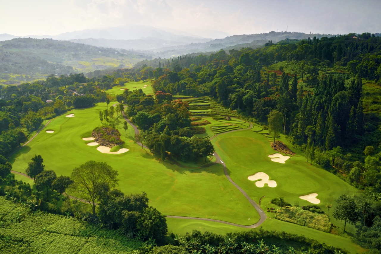 Gunung Geulis Country Club
