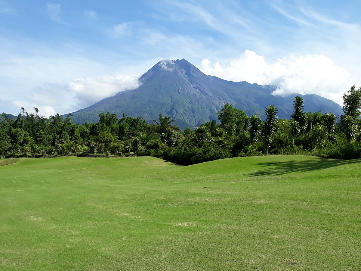 Merapi Golf Yogyakarta