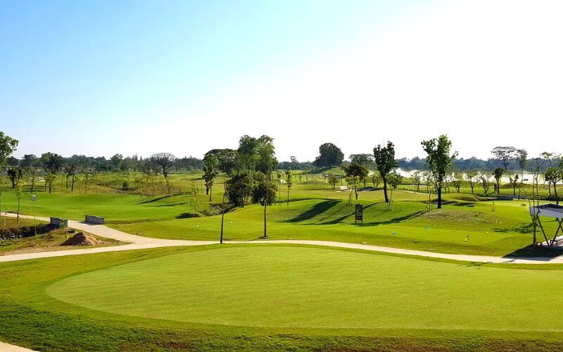 Dagon Golf City