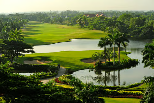 Pun Hlaing Golf Club