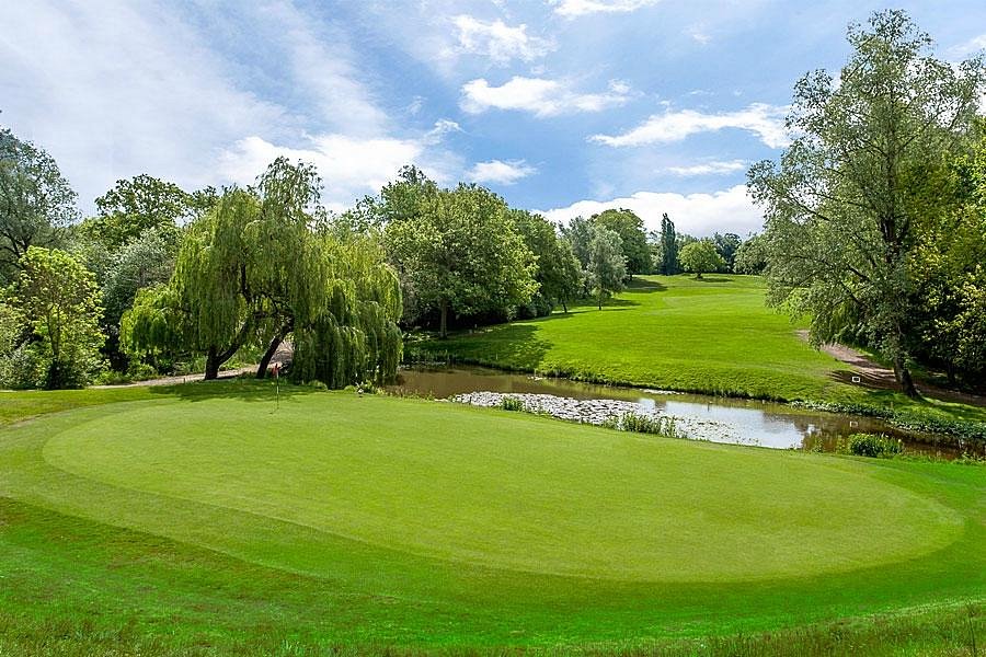 Warren Golf & Country Club