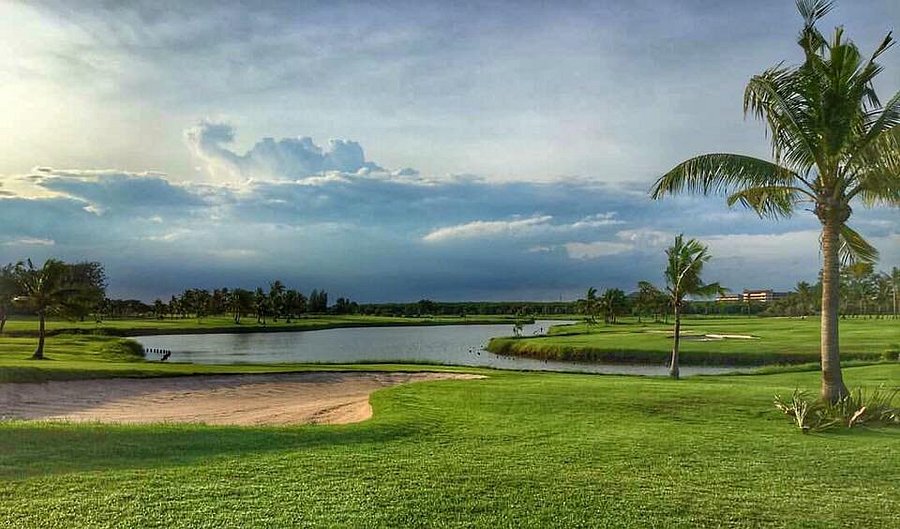 Bangpakong Riverside Country Club