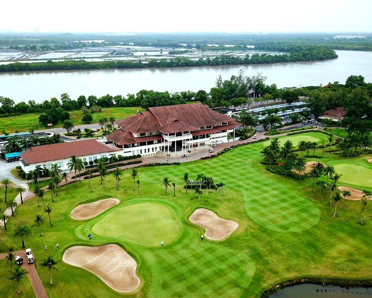 Bangpakong Riverside Country Club