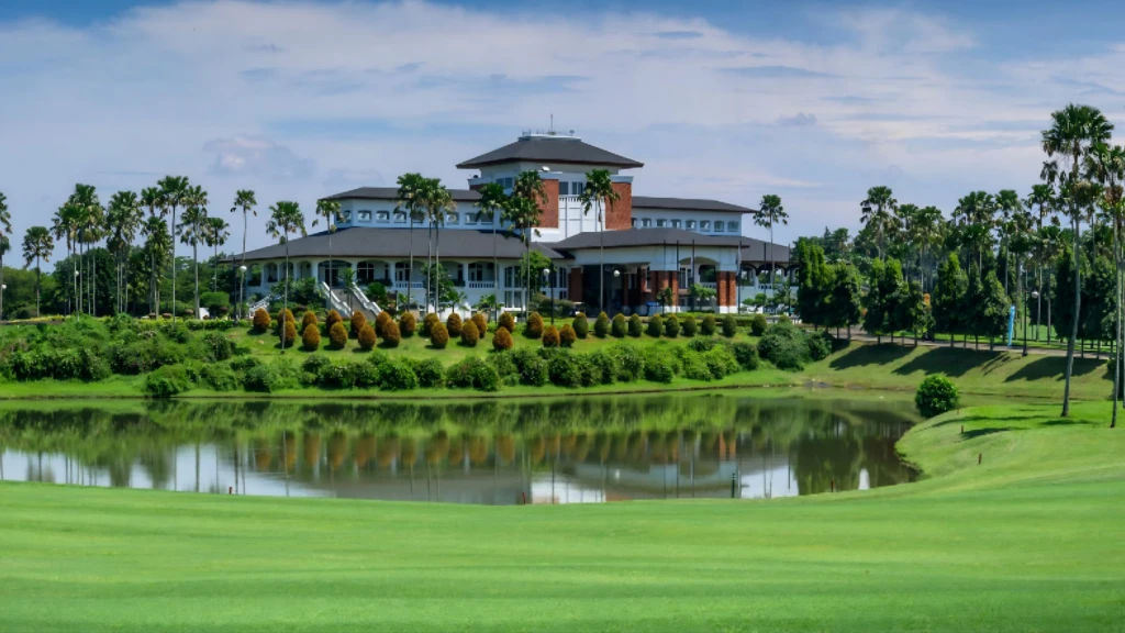 Emeralda Golf Club
