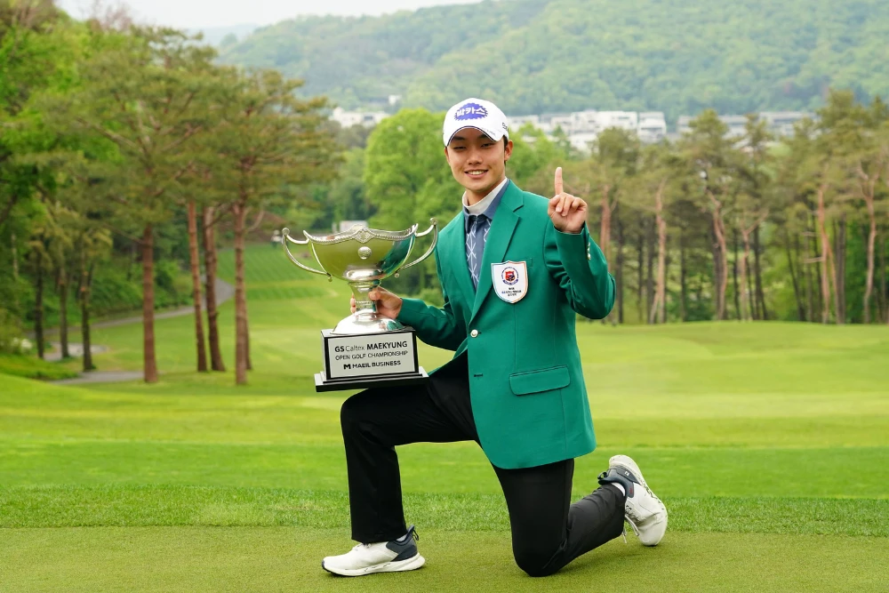 Minhyuk denies Cho on sensational day at GS Caltex Maekyung Open